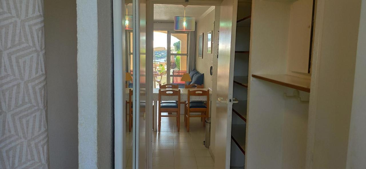 Agay Cap Esterel, Le Village Belvedere T2 Climatise Rez-De-Jardin, Vue Mer, Piscine Et Parking Inclus Saint-Raphael  Bagian luar foto