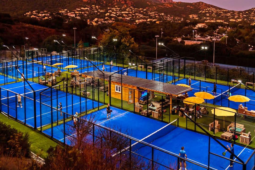 Agay Cap Esterel, Le Village Belvedere T2 Climatise Rez-De-Jardin, Vue Mer, Piscine Et Parking Inclus Saint-Raphael  Bagian luar foto